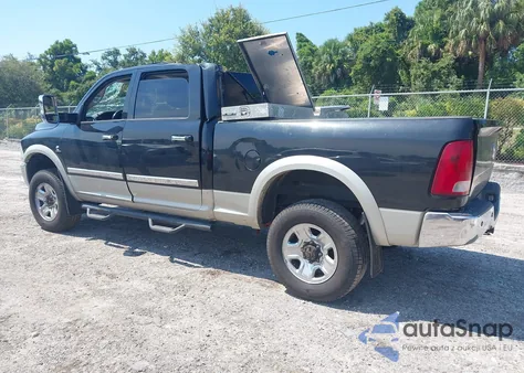 2010 Dodge Ram 2500 Laramie z USA, uszkodzony, nr VIN 3D7UT2CL0AG167634